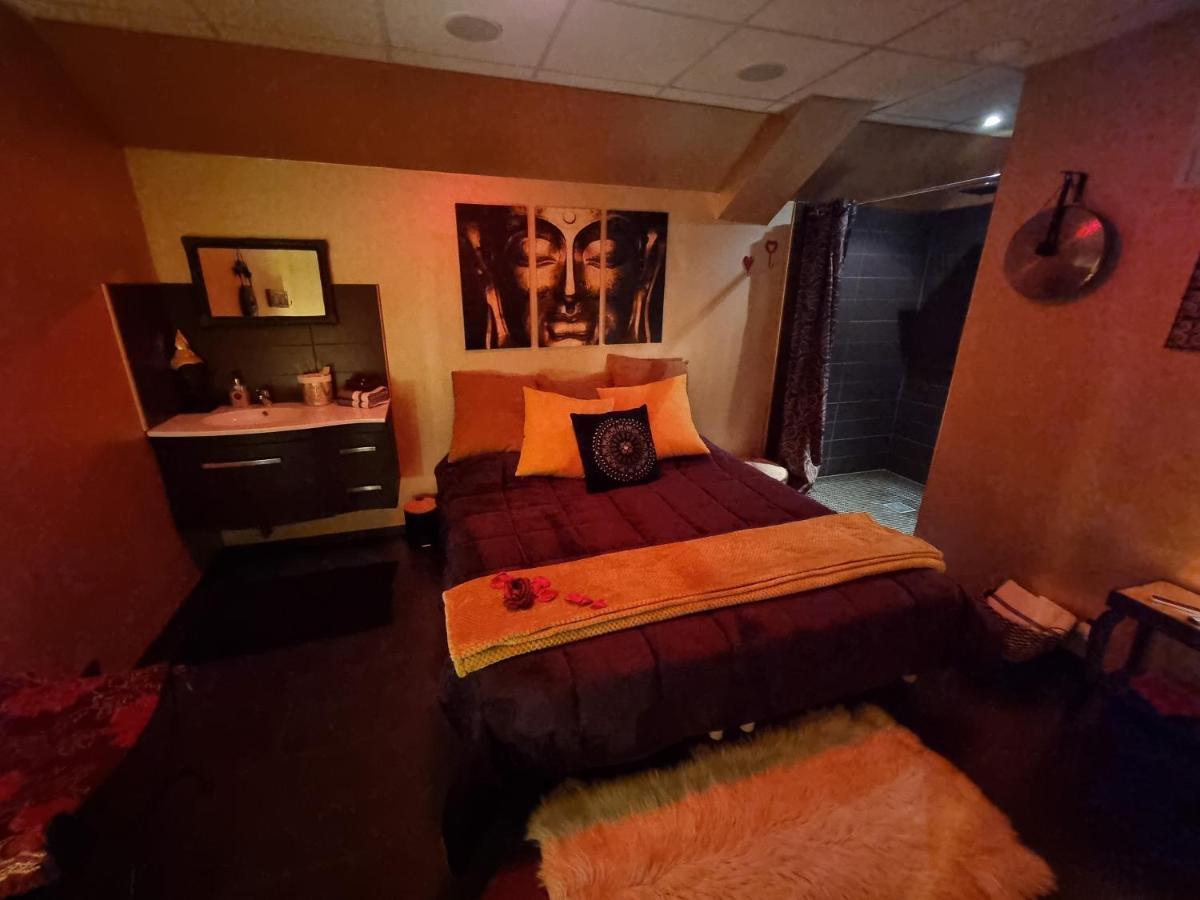 Love Room, Les Nuitees Secretes De Rouen Darnetal Exterior photo